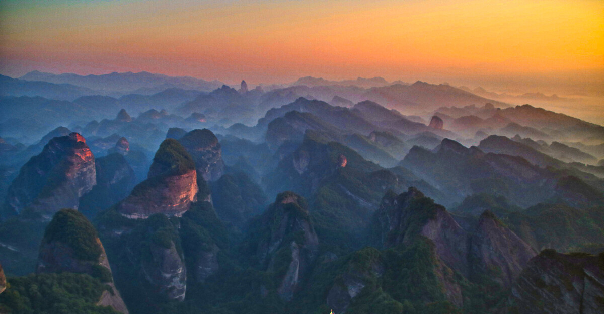 观日出1.jpg 观日出1.jpg